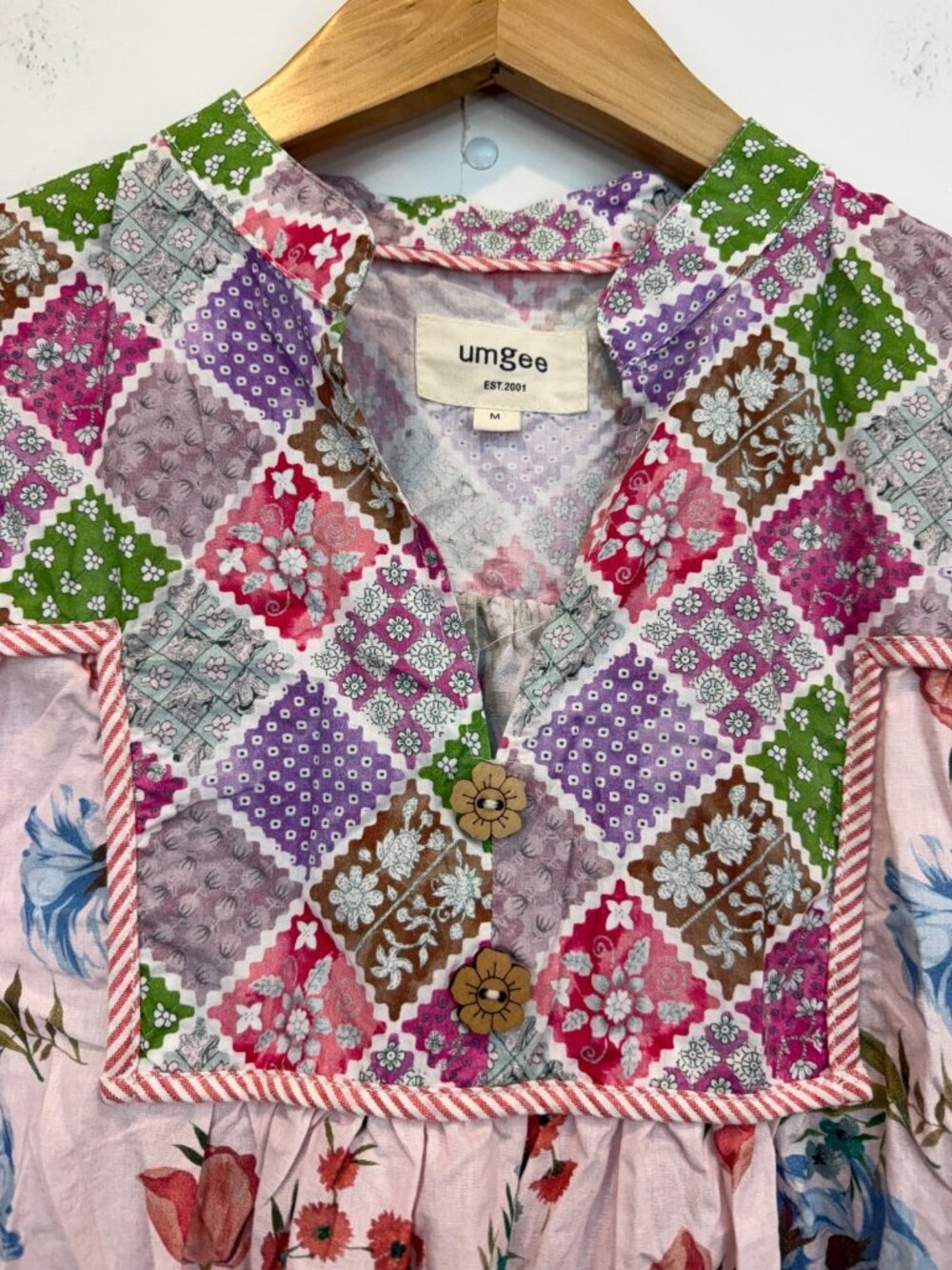 Umgee Women's Pink Floral Patchwork Quilt Boho Peasant Top Size Medium Cotton - Picture 3 of 5